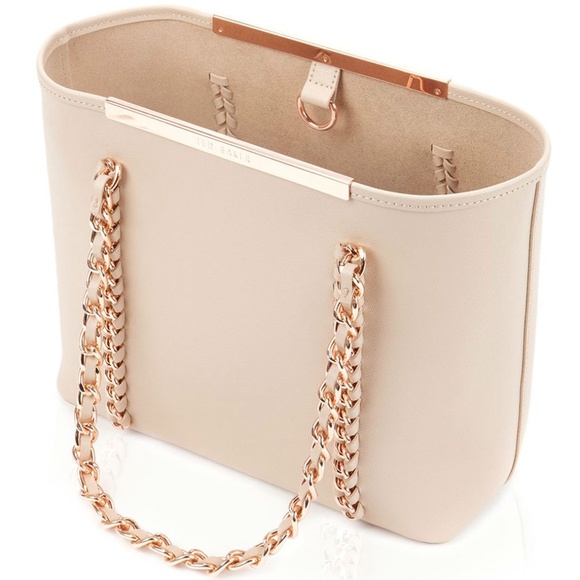 Ted Baker Handbags - 💕Ted Baker💕 Clover Shopper Bag w Rose Gold Chain